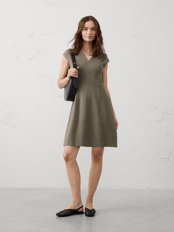 Banana Republic Factory Ponte Seamed Hourglass Mini Dress Review
