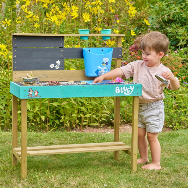 BargainMax Bluey Wooden Mud Kitchen Review
