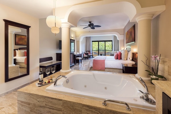 BeachBound Grand Palladium Select White Sand All Inclusive Reviews