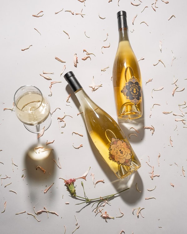 BEE D'VINE Review