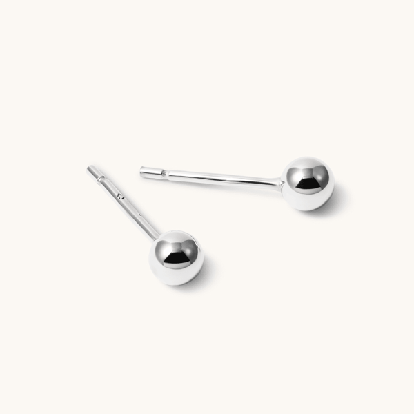 Bevilles Jewellers 4mm Ball Stud Earrings in Sterling Silver Reviews