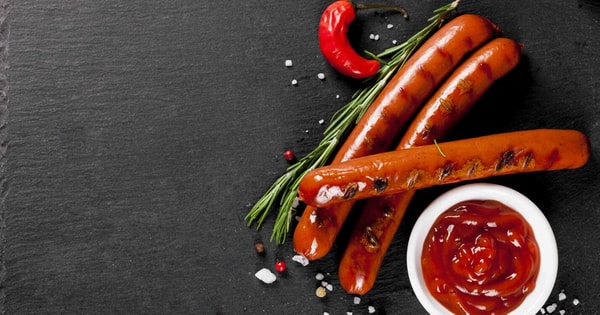 Blackbox Meats Burnt End Hot Dogs Review