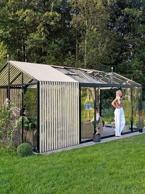 Over Bloomcabin