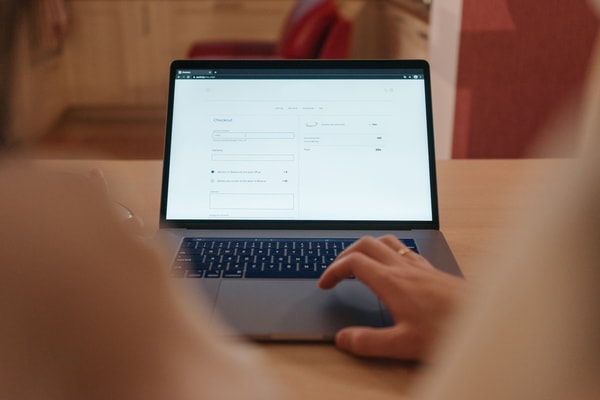 Blurweb App Review