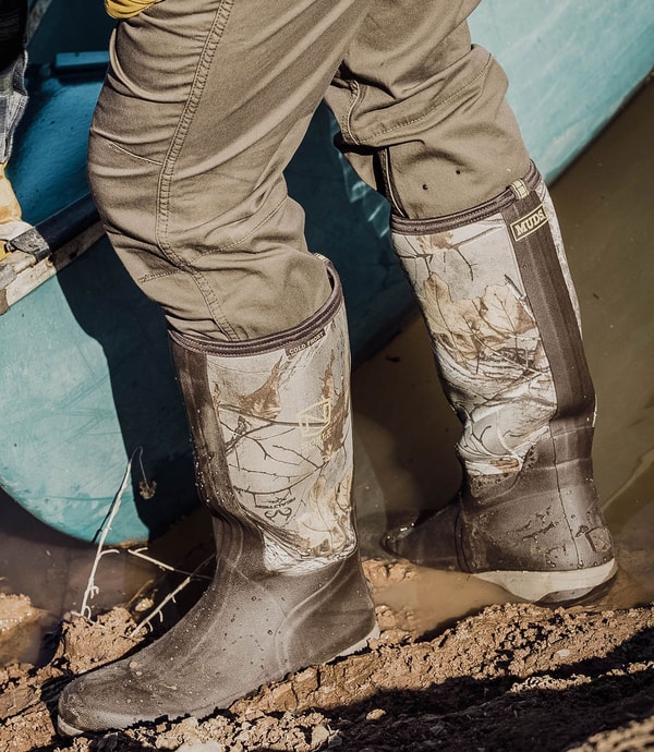 Bogs Footwear Classic Camo Seamless Review