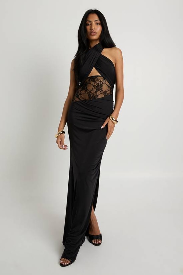 Boohoo Halter Neck Maxi Jurk Beoordeling