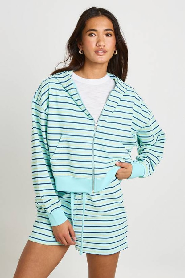 Boohoo Striped Sweat Short Recension