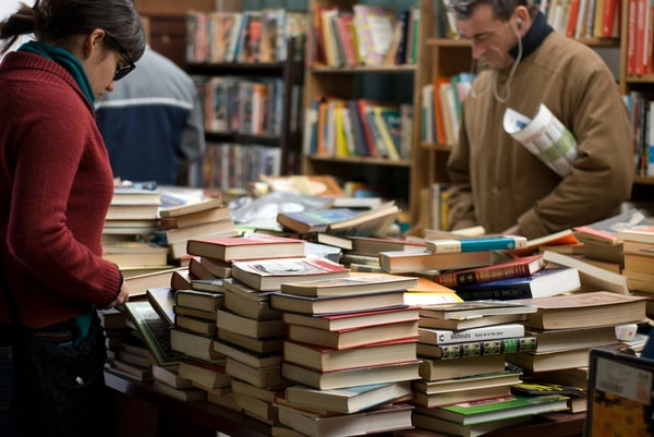Booktopia Review