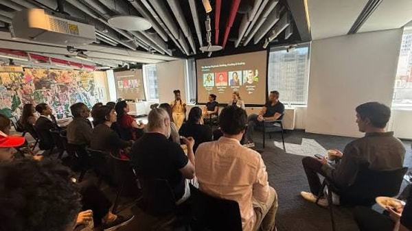 Builders + Backers AI startup coaching Review
