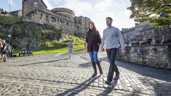 Hop On Hop Off The Royal Edinburgh Ticket - Bus & Attraction Combo! Review