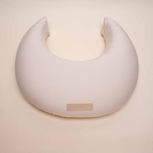 Butterr Nursing Pillow in Natural Review