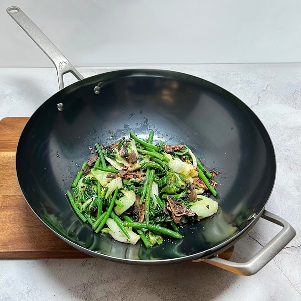 SAVEUR Carbon Steel Wok Review