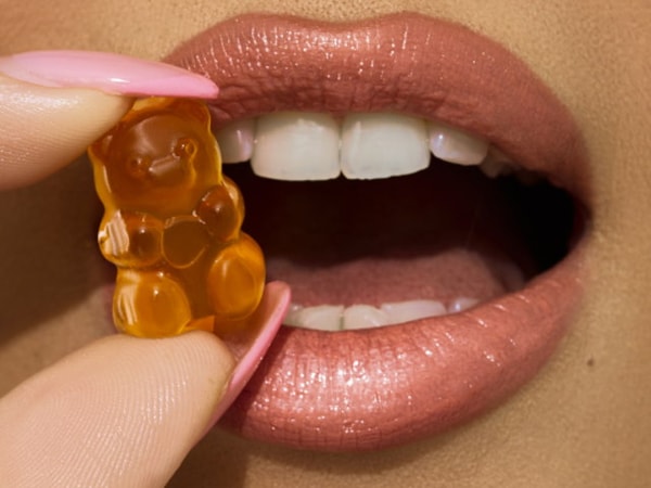 BYROKKO Shine Brown Beta Carotene Tanning Gummies Review