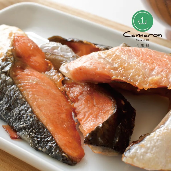 Camaron 嚴選鮭魚下巴 Review