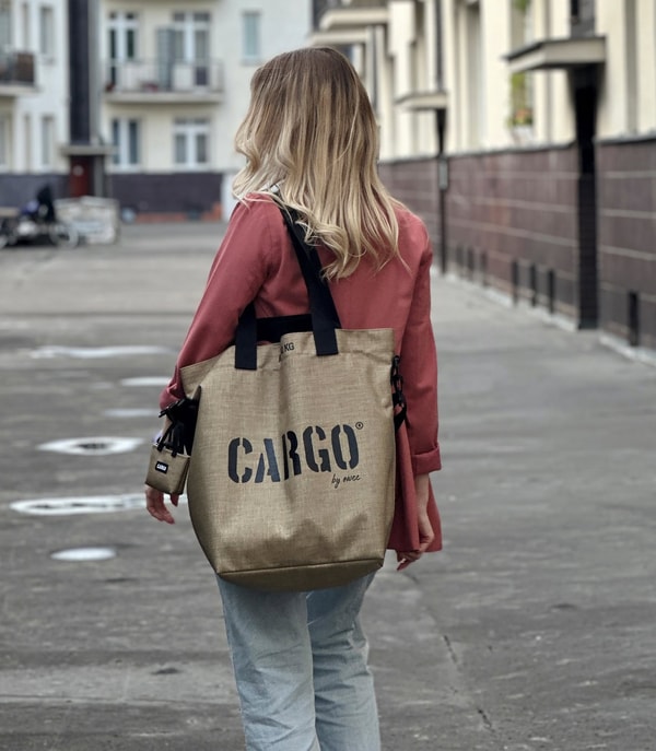 CARGO by OWEE Recenzja