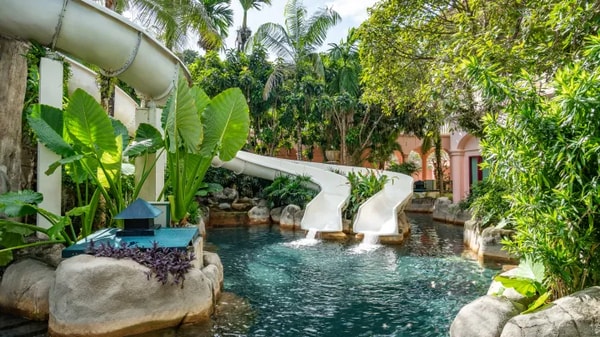 Centara Hotels & Resorts Grand Beach Resort Phuket Review