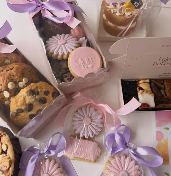 About Cherans Bakery 