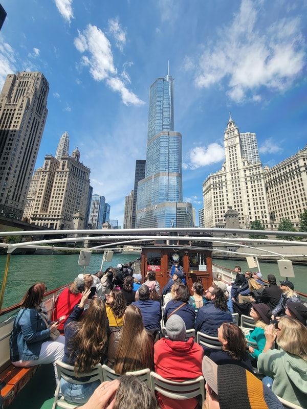 Chicago River Boat Cocktail Tour Review