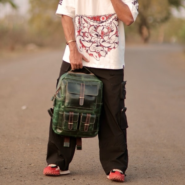 About Classy Leather Bags
