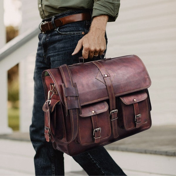 Classy Leather Bags The Retro Vintage Messenger Review