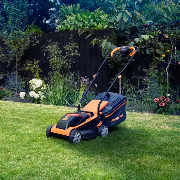 Cleva LawnMaster MX 24V 32cm Review