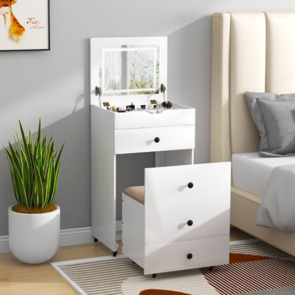 Comfortmaker Total Tactic HU10247US-WH 3-in-1 Vanity Set with Cushioned Stool & Flip-Up Mirror Reviews