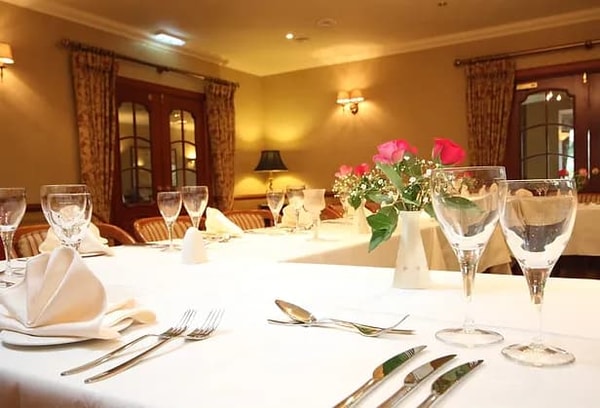 Compass Hospitality Beats Restaurant and Bar at Citrus Suites Hotel Review
