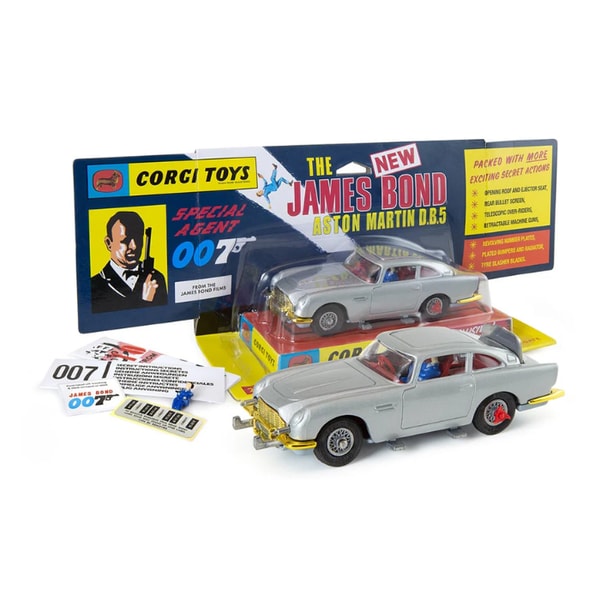 Corgi Model Club James Bond Aston Martin DB5 Reviews