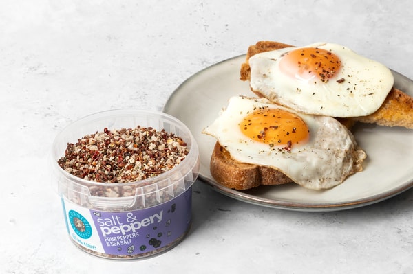 Cornish Sea Salt Salt & Peppery Review