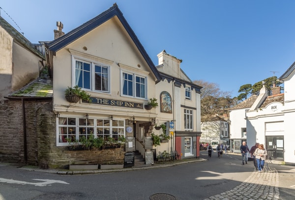 Cornwall Hideaways Review