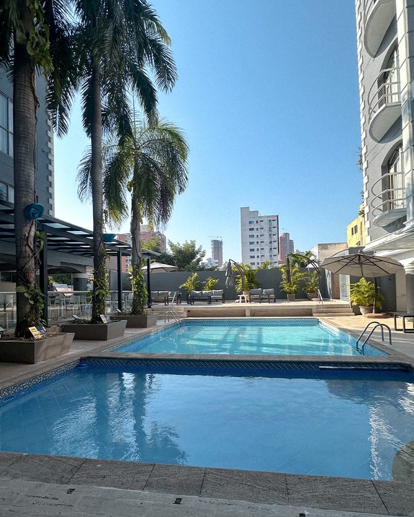 Country International Hotel Review