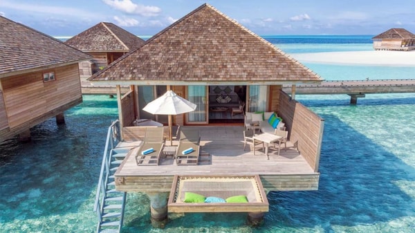 Hurawalhi Island Resort Review
