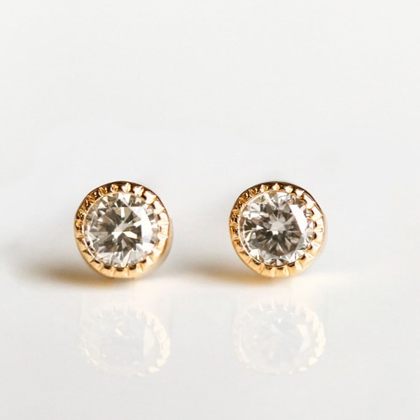 cui-cui 一石 シャンパンダイヤモンド 0.2ct ピアス | K18 レビュー
