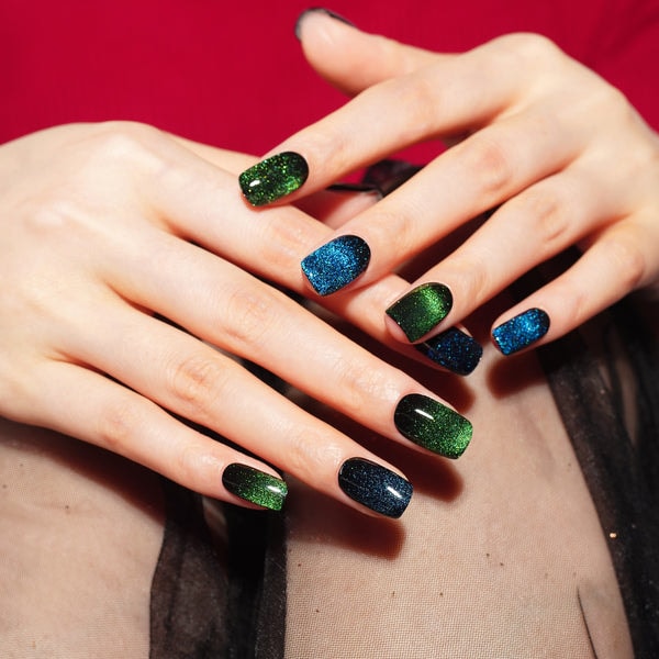 Danni & Toni Galactic Glow Magnetic Semi Cured Gel Nail Strips Review