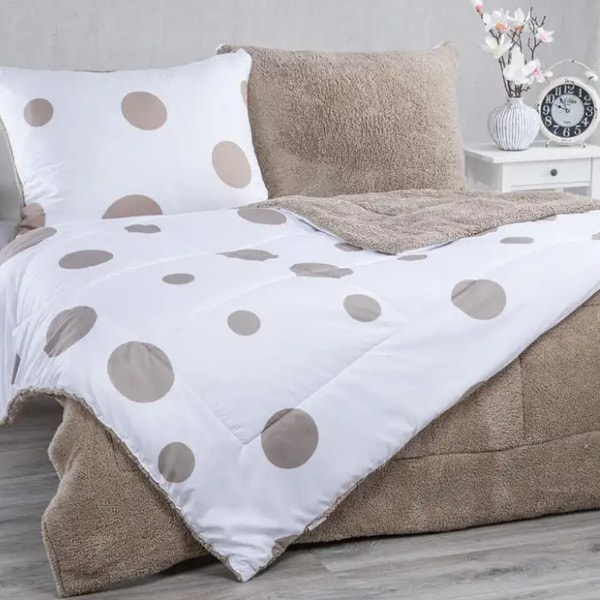 Pro&scaron;&iacute;van&aacute; ber&aacute;nkov&aacute; souprava Dual Feel ESTELLA 3 ks Recenze