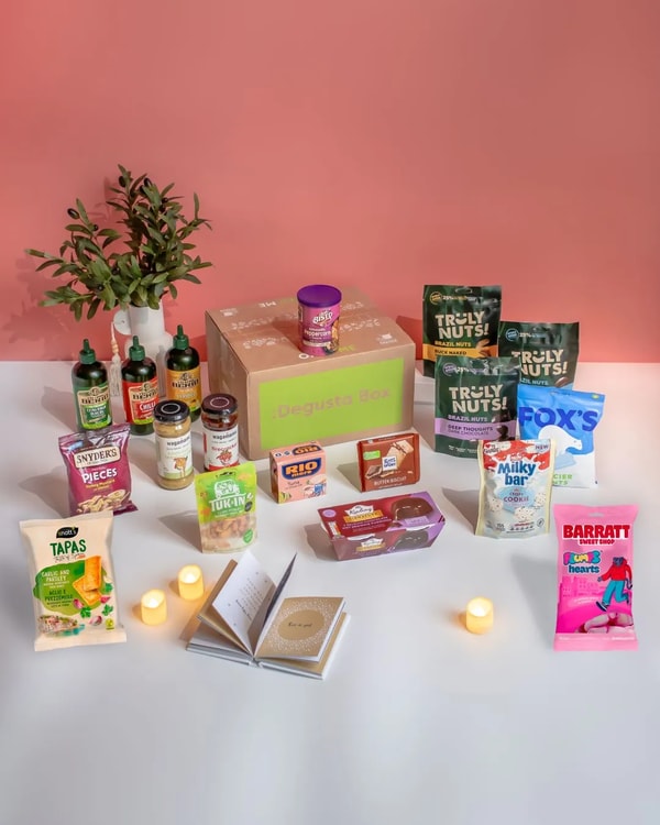 About Degusta Box