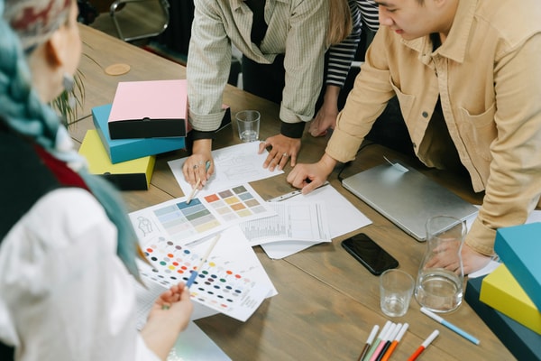About DesignCrowd
