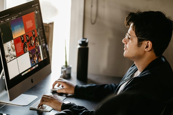 DesignCrowd Review