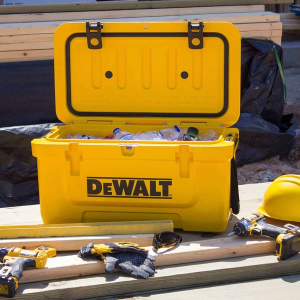 About DEWALT Coolers