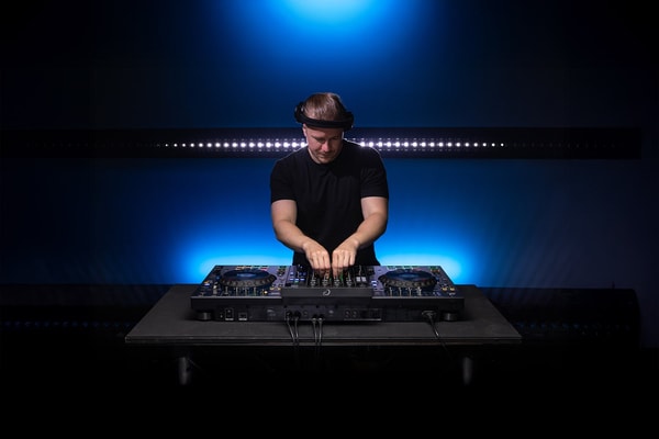 About DJ Finance