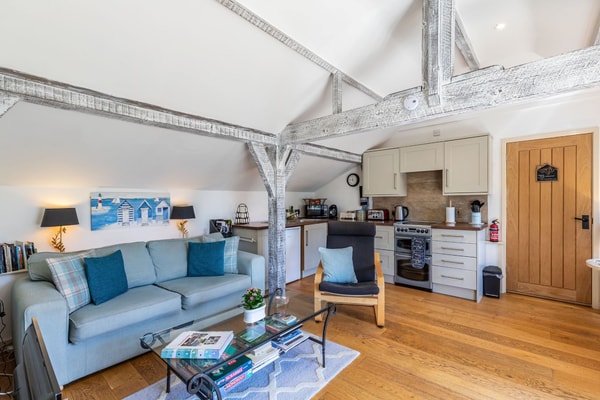 Dorset Hideaways Alpaca Cottage Review