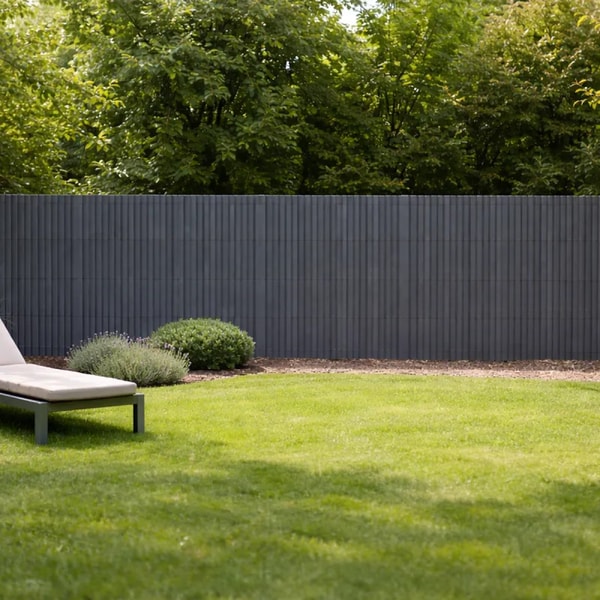 Ducatillon Canisse PVC occultant gris 1,5x3m - Simple face avec kit de fixation Avis