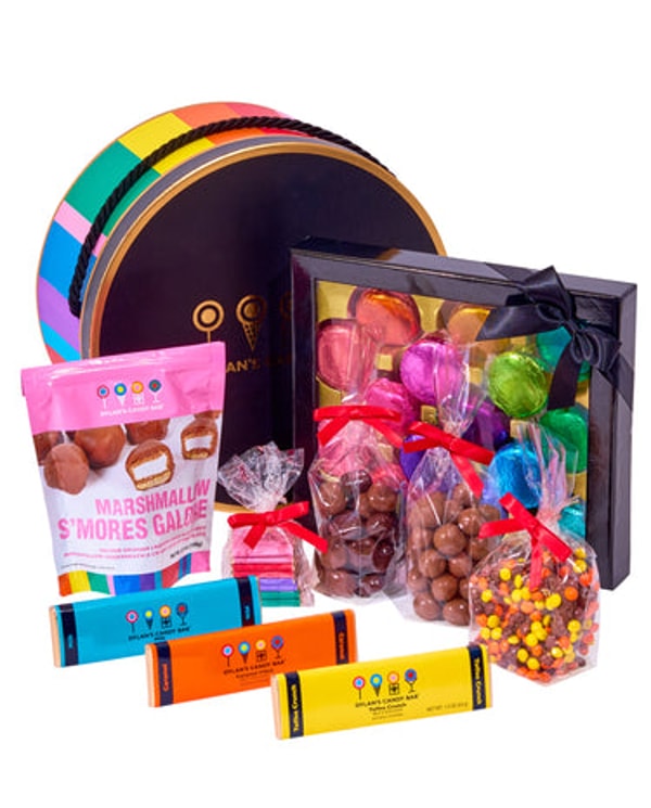 Dylan's Candy Bar Chocolate Lovers Gift Basket Review