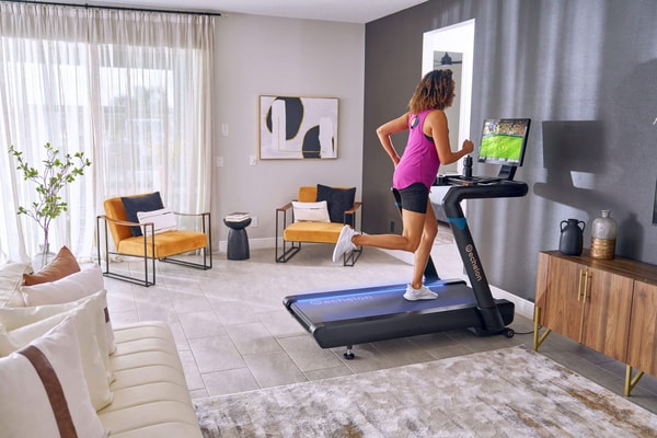 Echelon Stride-8s&trade; Commercial Smart Treadmill Review