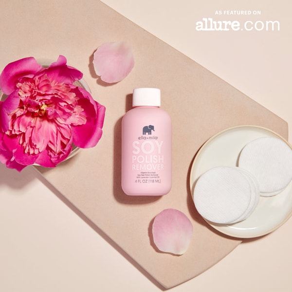 ella+mila Soy Nail Polish Remover Review