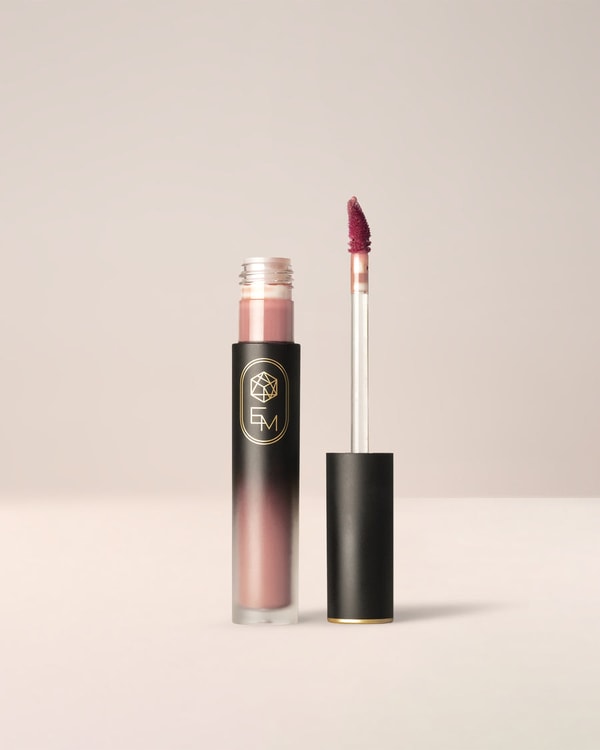 EM Cosmetics Phantom Blur Lip Tint Review