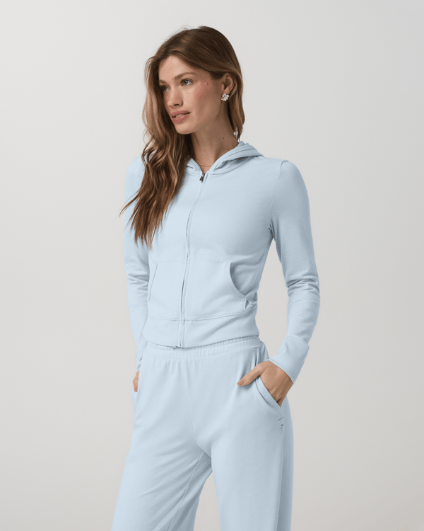 Equipe Sport Vuori Women's Halo Modern Full Zip Hoodie Review