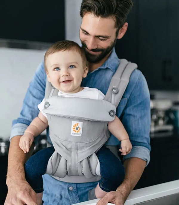 Ergobaby Review