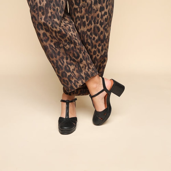 Esska Shoes Celeste Metallic Black Review