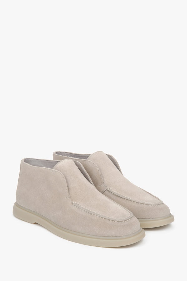 Estro Women\'s Beige High Ankle Loafers Review